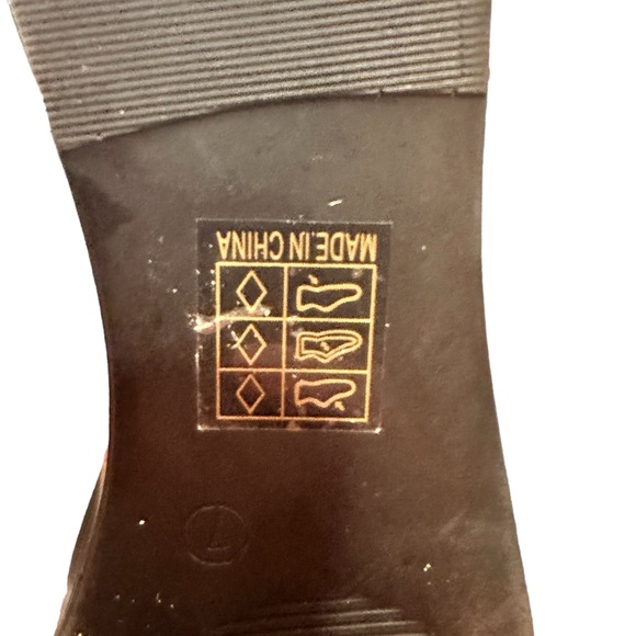 Helen’s Heart Vintage Look Platform Red s/ Beaded Sunflower Sandal Size 7 - Picture 5 of 14